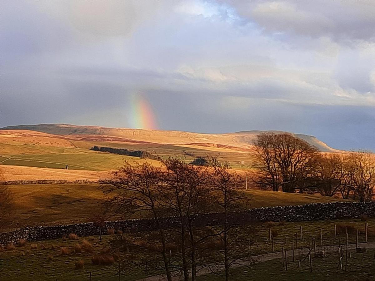 The Warren Lodge Cabin At Ashes Farm, Near Settle Exterior foto